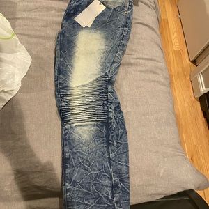 Young men’s size 30 Mecca jeans
